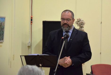 tiszteletes_ur.jpg tiszteletes_ur.jpg